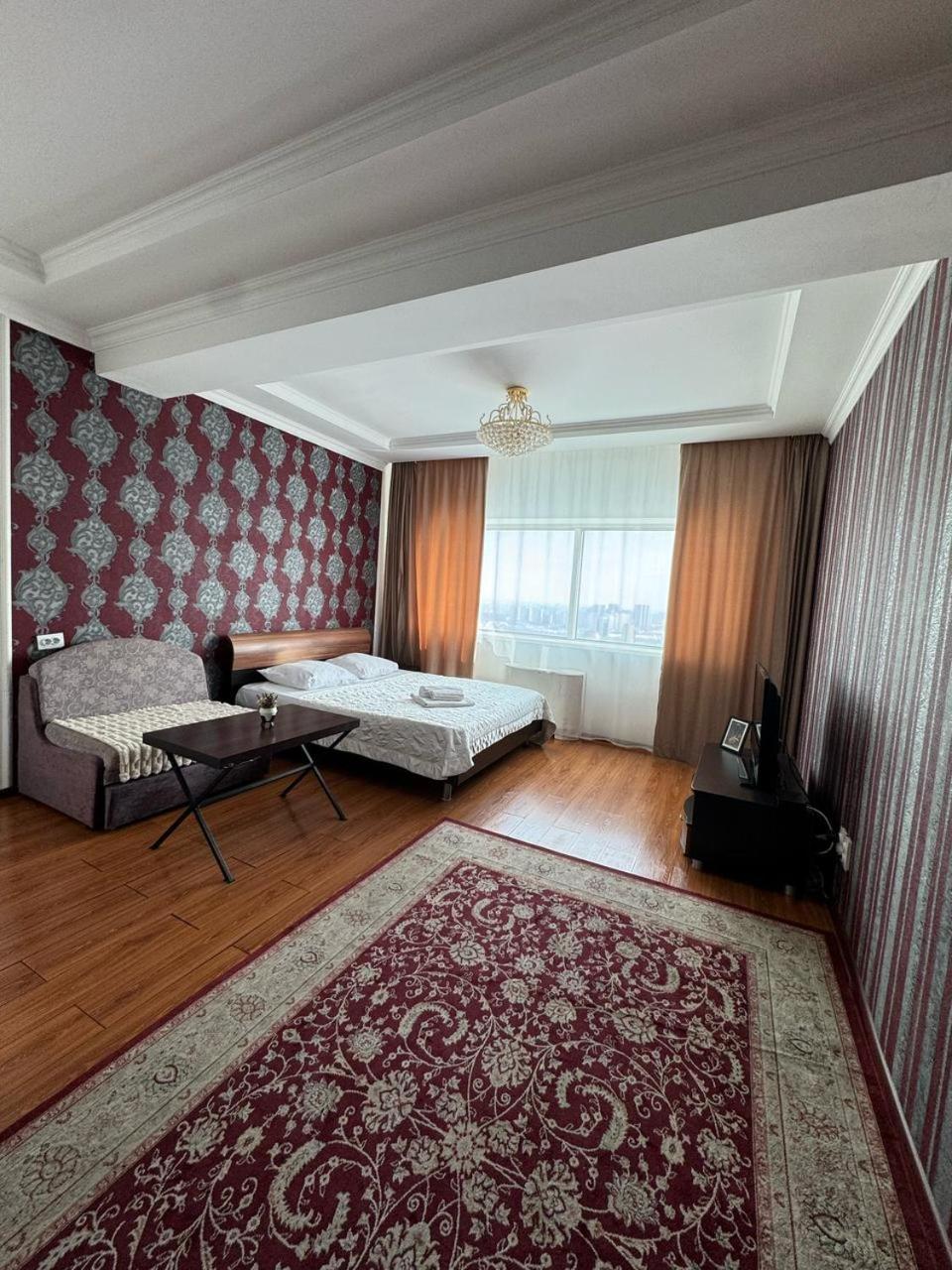 Sky House Astana Hotell Eksteriør bilde