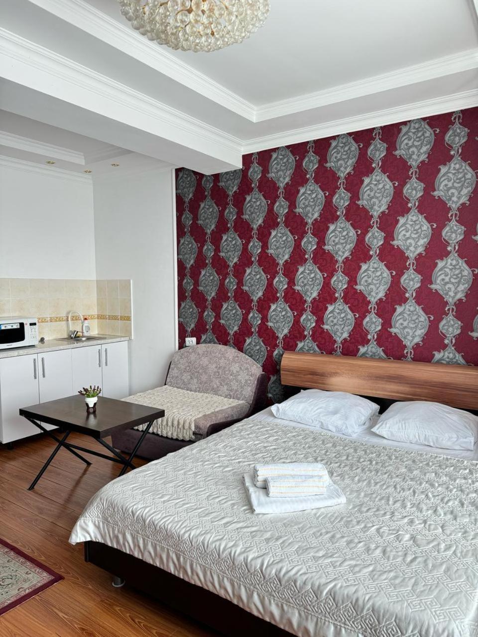 Sky House Astana Hotell Eksteriør bilde