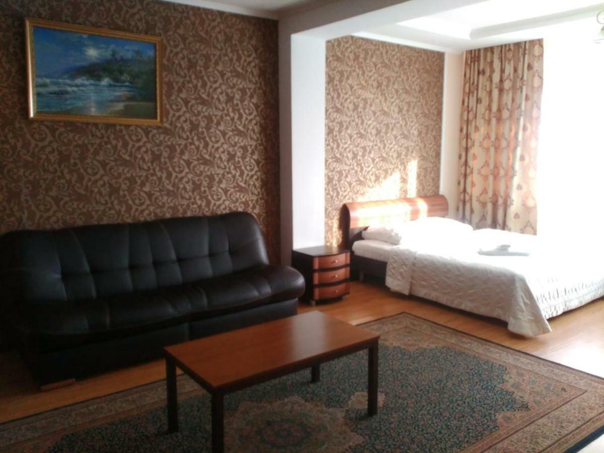 Sky House Astana Hotell Eksteriør bilde